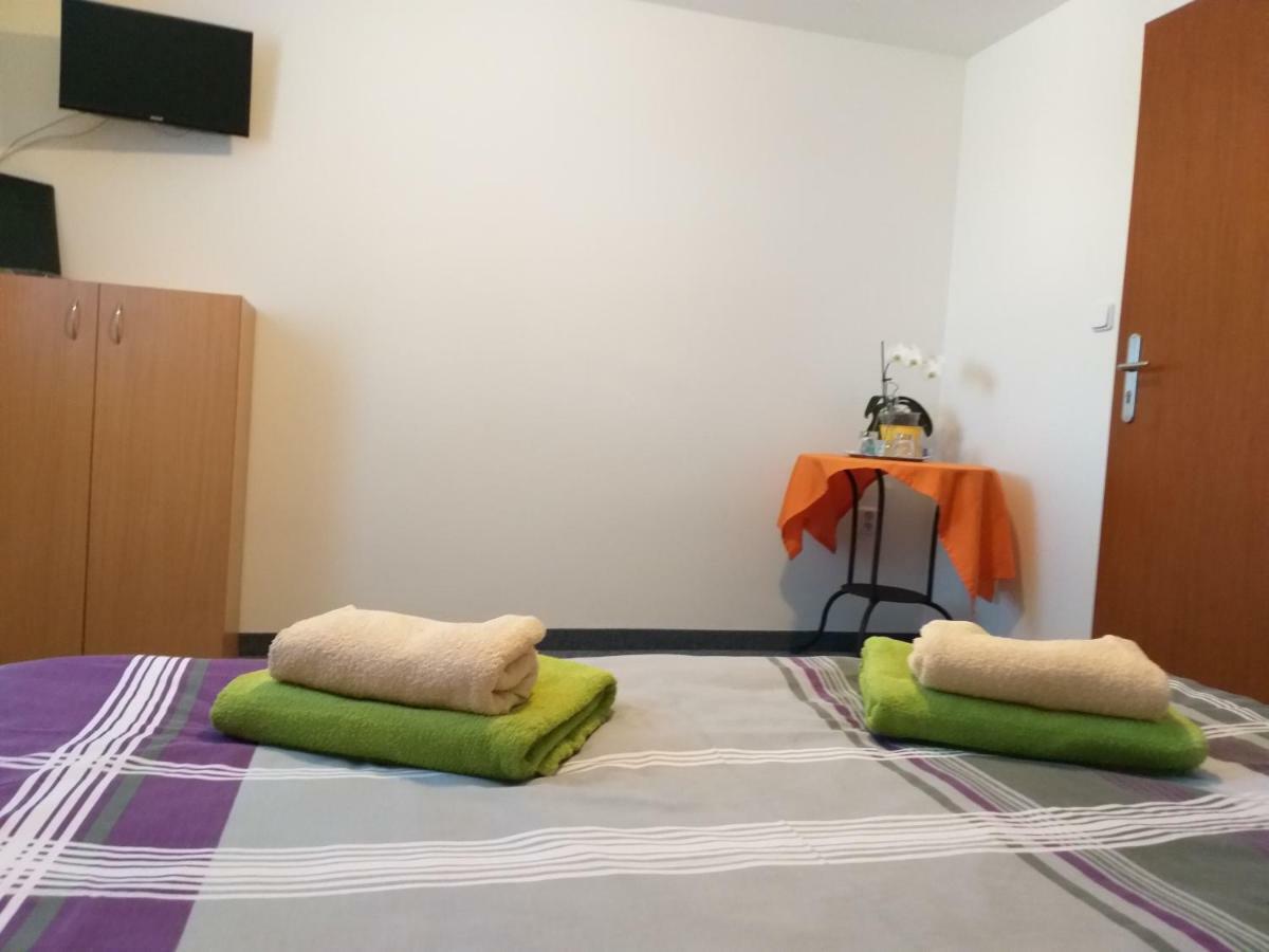 Hotel U Pohody à Kovářská Extérieur photo